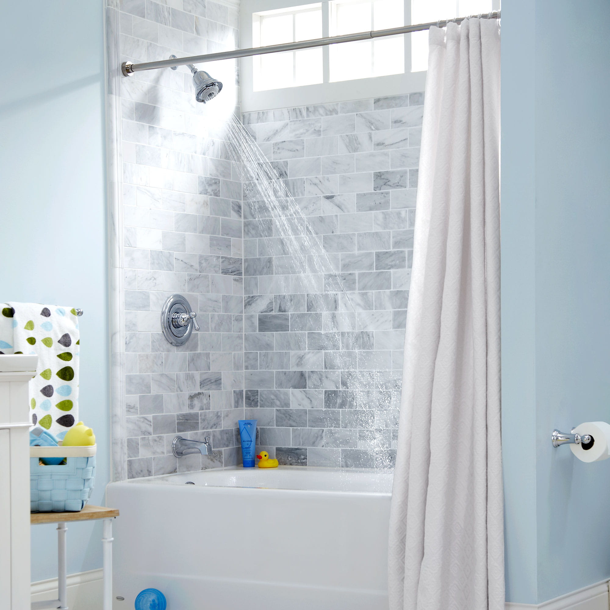 Portsmouth 2.0 GPM Tub and Shower Trim Kit with FloWise Showerhead and Lever Handle